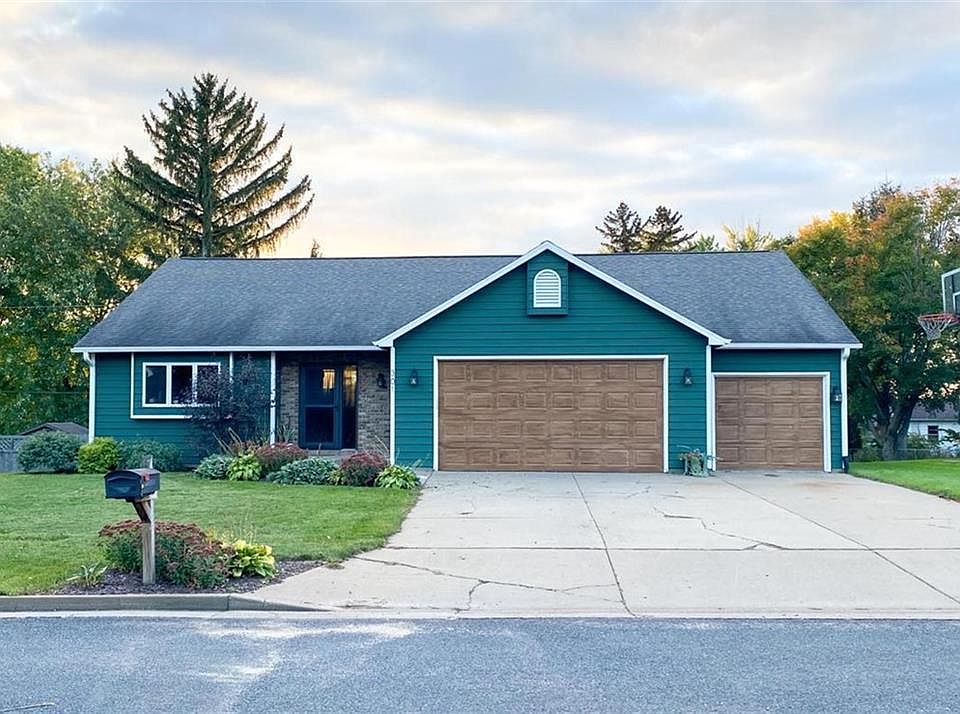 301 Jefferson Street, Mondovi, WI 54755 Zillow