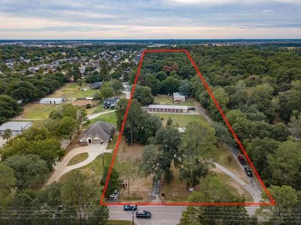 8819 Dowdell Rd, Tomball, TX 77375