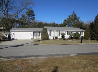 137 Gordon St, Cranston, RI 02910