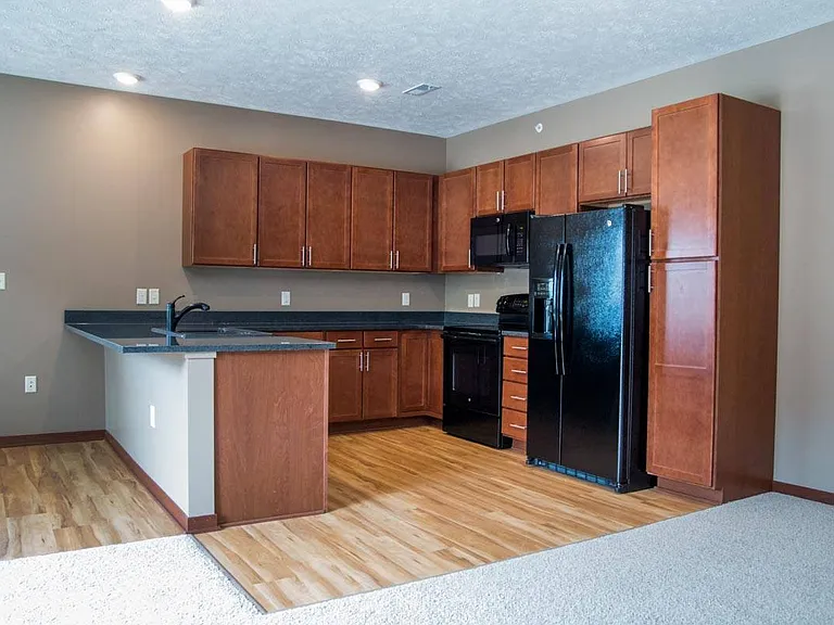 The Flats at 84 — Photo 155