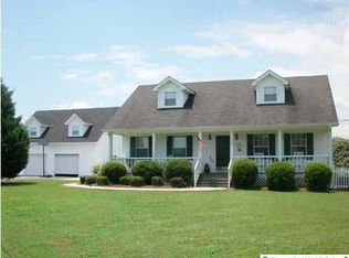 668 Taylor Rd, Hartselle, AL 35640