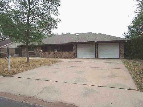 1st image of 4630 Valleybrook Ln