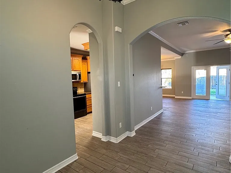 5722 Loire Blvd — Photo 14