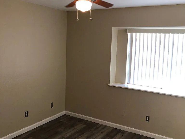 9360 Nipa Ave — Photo 9