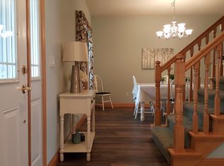 N1025 W Lake Ct, Hortonville, WI 54944