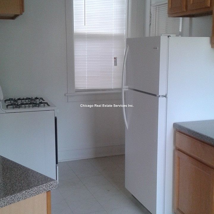 2nd image of 1237 W Chase Ave APT 3
