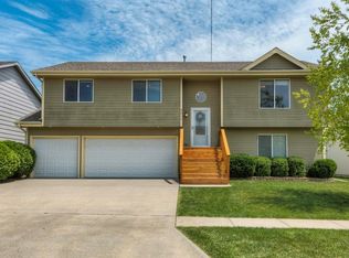 2011 2nd Ave SE, Altoona, IA 50009