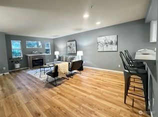 5733 186th Pl SW APT E, Lynnwood, WA 98037