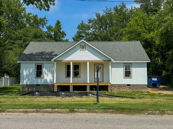 3921 Jefferson Park Rd N, Hopewell, VA 23860