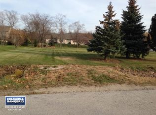 2528 Sussex Rd, Green Bay, WI 54311