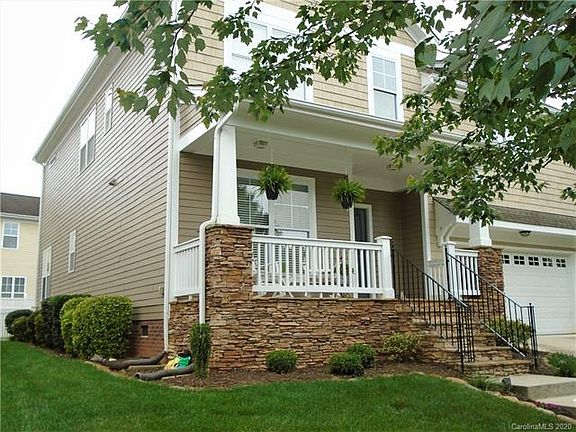 3rd image of 184 Water Oak Dr