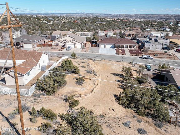 4th image of 6401 Red Rock Dr