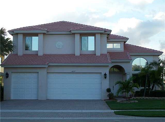1st image of 4517 Mariners Cove Dr