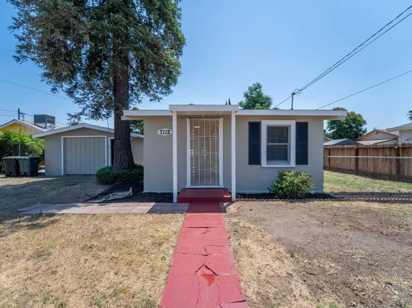 7112 Locust St, Hughson, CA 95326