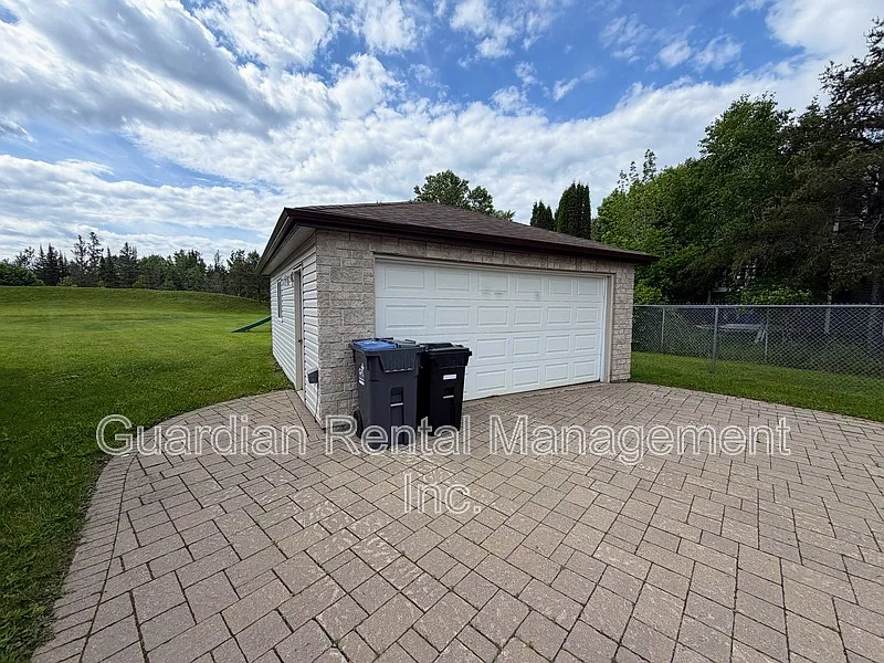 Mount Forest Estates — Photo 4