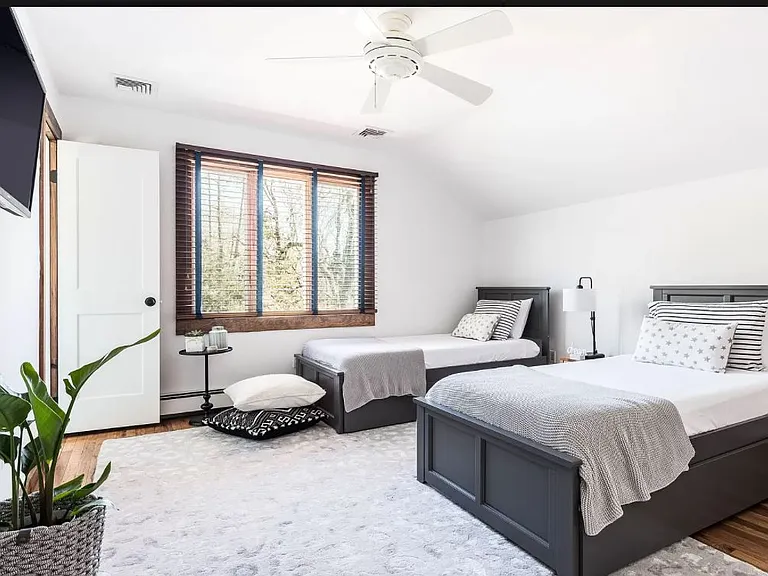 343 Sebonac Rd — Photo 10