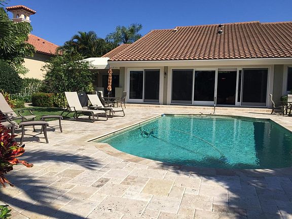4th image of 203 Island Dr