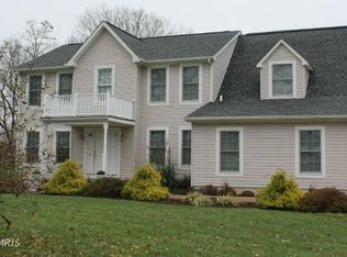 1446 Baker Rd, Martinsburg, WV 25405