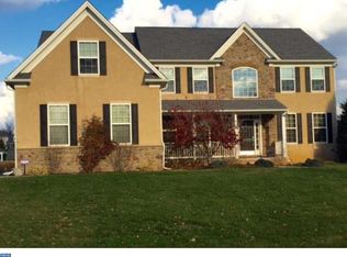 10 Oleander Ln, Pottstown, PA 19465