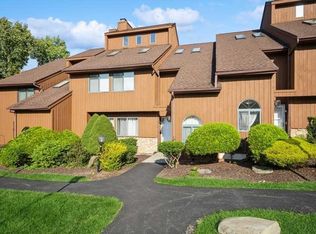 142 Swan Ln, Poughkeepsie, NY 12603