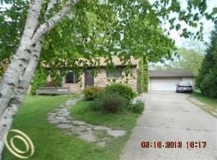 45832 Gable Inn St, Shelby Township, MI 48317