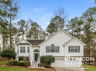 79 Paradise Trl, Douglasville, GA 30134