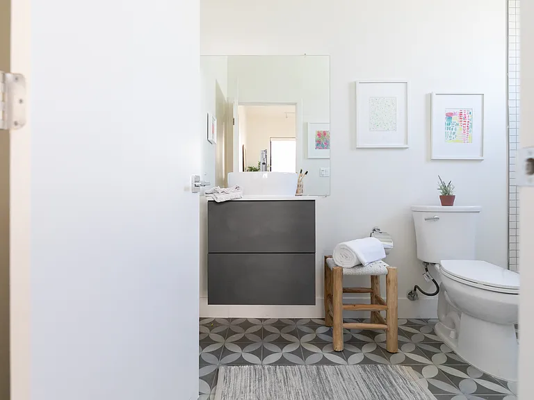 4543 Pickford St #1/4 — Photo 13