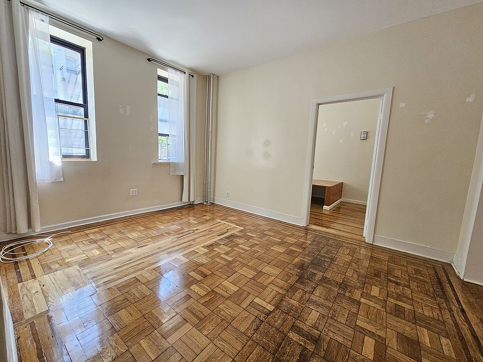 1st image of 2111 Beekman Pl APT 1I