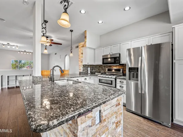 7655 W TIERRA BUENA Lane, Peoria, AZ 85382