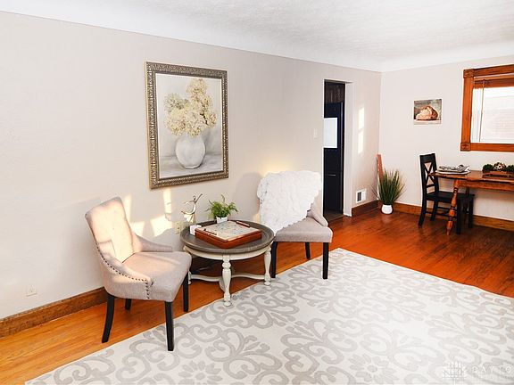 5th image of 519 Douglas Dr