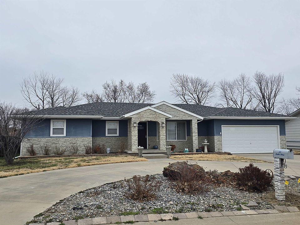 1st image of 105 Cindy Dr