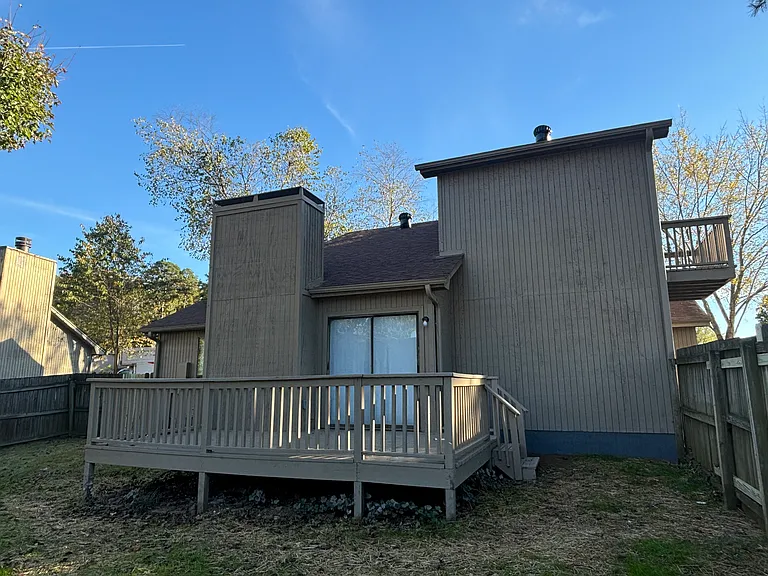 14218 High Point Dr — Photo 23