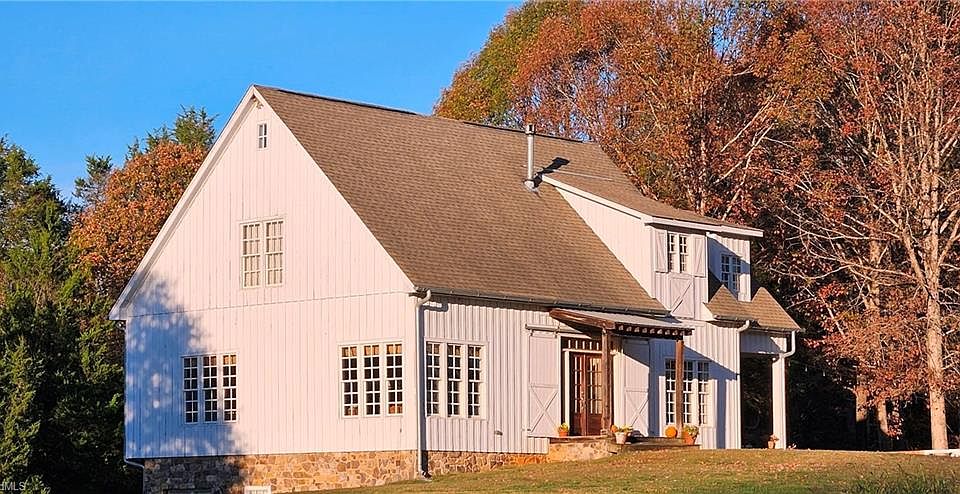 1st image of 469 Justamere Farm Rd