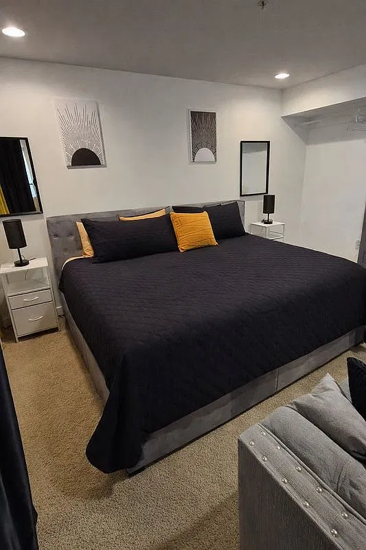 1 bed, 1.0 bath, 1300 sqft, $2,100 — Photo 4
