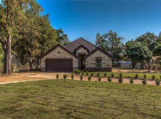 5705 Forest Oaks Dr, Forest Hill, TX 76119