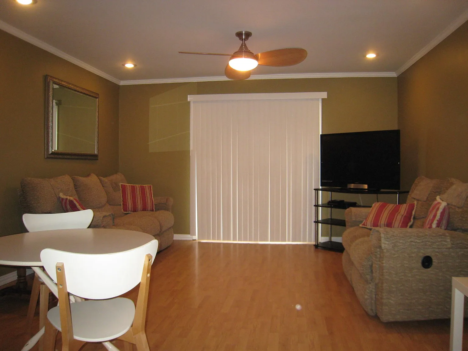 1 bed, 650 sqft, $2,200 — Photo 4