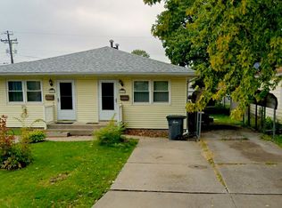 224 4th St E, Milan, IL 61264