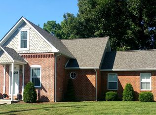 209 E Madison St, Millstadt, IL