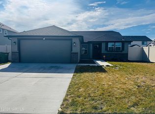 6104 Whitman Ave, Yakima, WA 98903