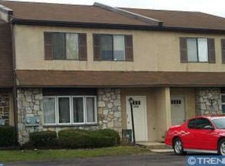 1028 Gum Pl, Huntingdon Valley, PA 19006