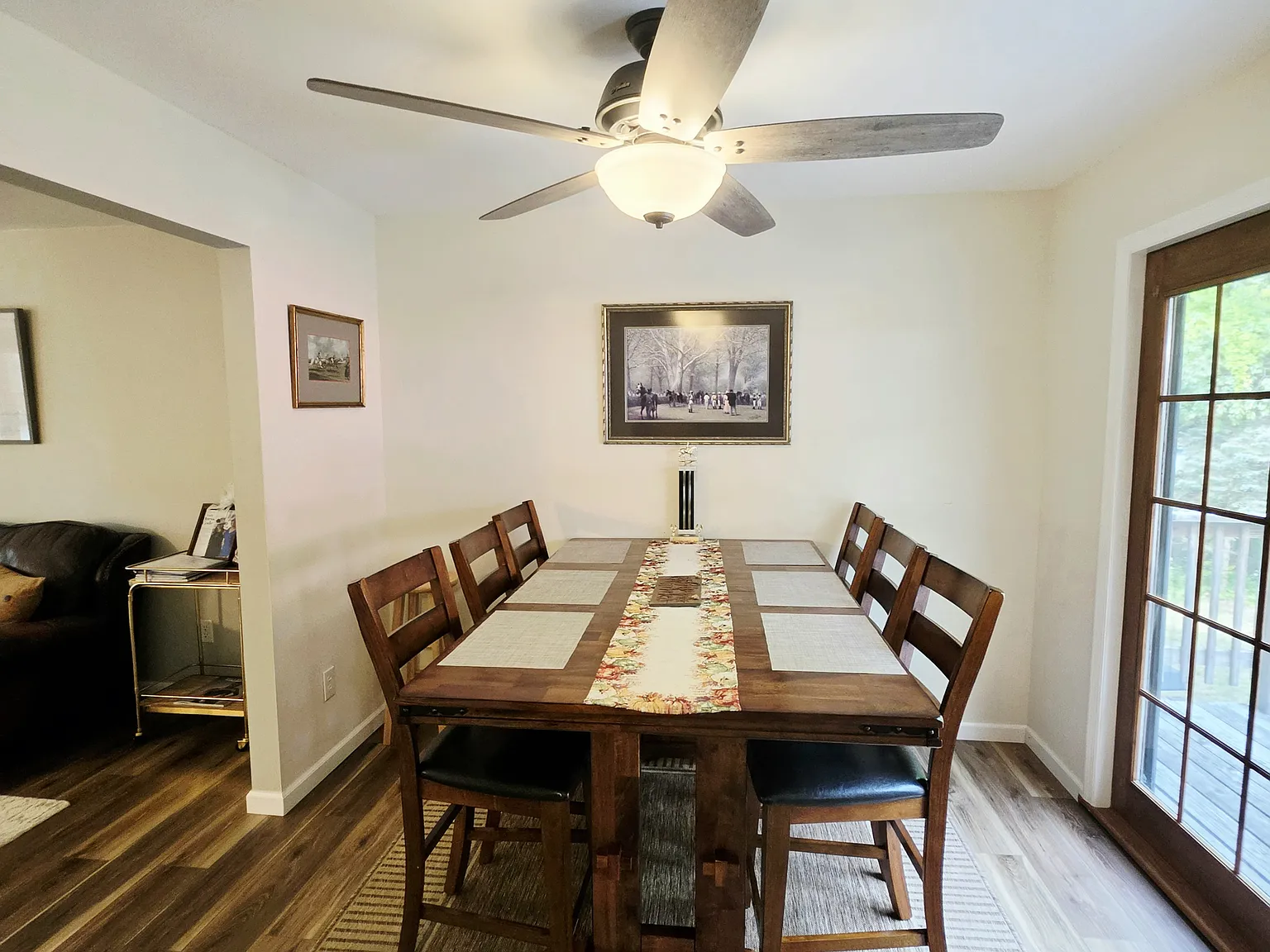 6 Mohegan Ct — Photo 4
