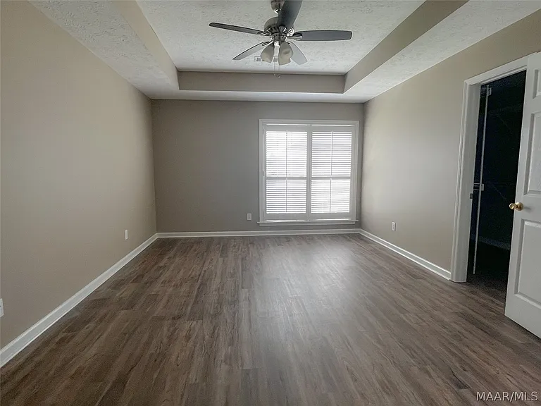 8906 Stoneridge Pl — Photo 3