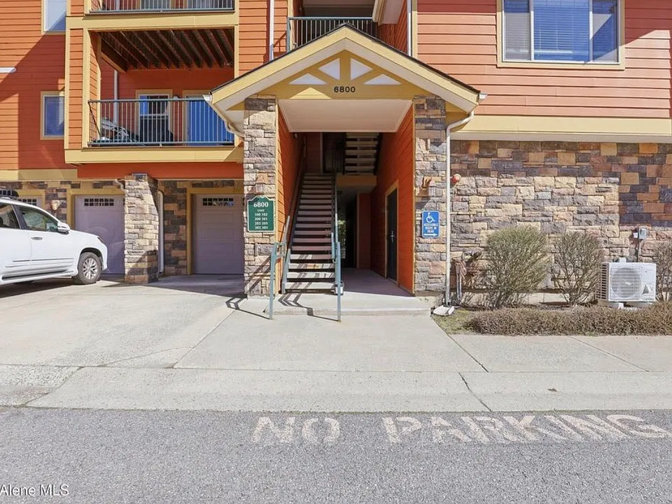 6800 N Spurwing Loop #202