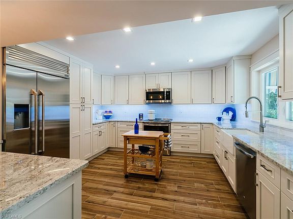3rd image of 11535 Wightman Ln