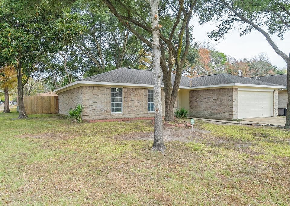 1st image of 8146 Sweetgum Trace Dr