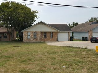 1107 N Bishop St, San Marcos, TX 78666