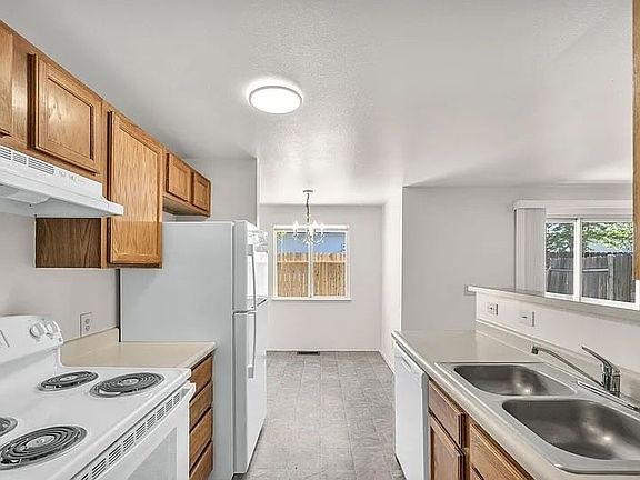 3rd image of 3932 Village Dr