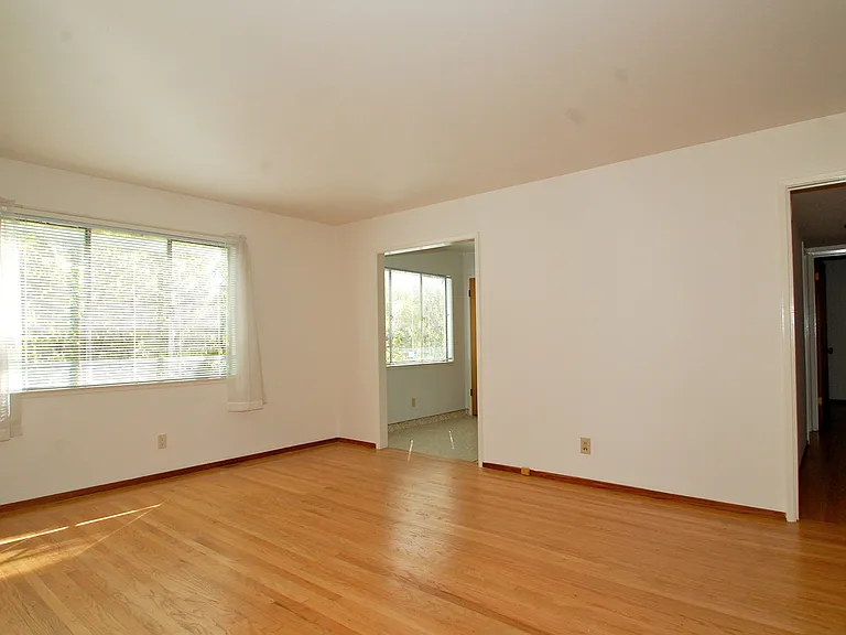 2910 Fulton St — Photo 5