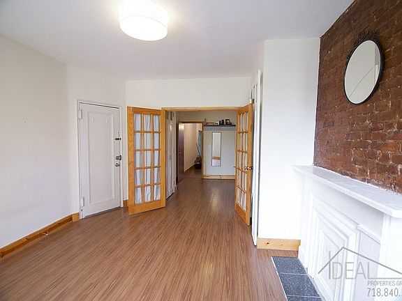 4th image of 433 Dekalb Ave APT 4R
