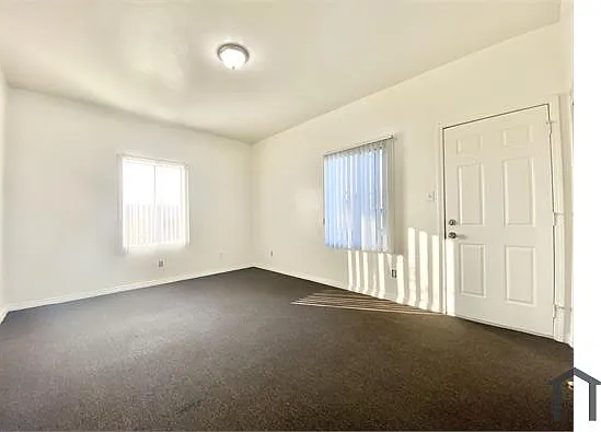 1605 W Vernon Ave #2 — Photo 8